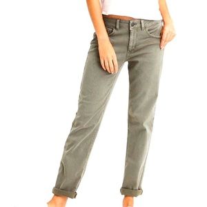AEO Tomgirl Pant size 2R